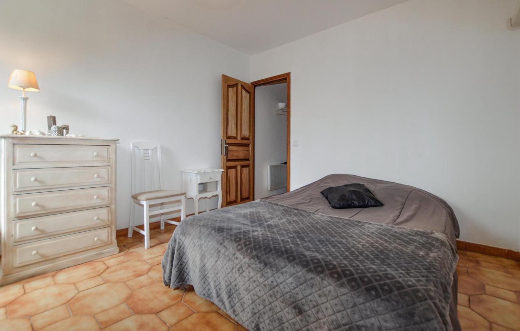 Lovely Apartment In Furiani With Kitchen Экстерьер фото